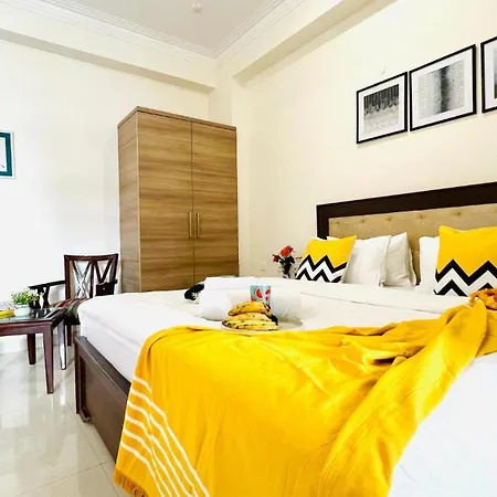 Bluo Studio4 Golf Course Road - Gym, Balcony, Lift Gurgaon Exterior photo